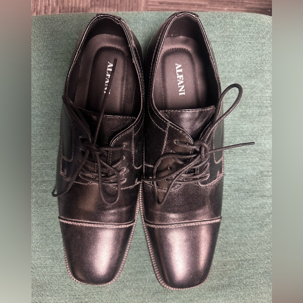 New without tags size 11 men’s black square towed ALFANI dress shoes